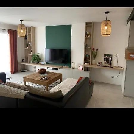 Moderne Avec * Calvisson