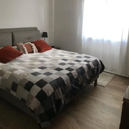 Moderne Avec * Calvisson